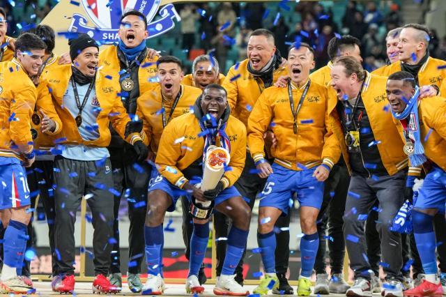 1739970549906055578.jpg (体育)(2)足球——足协超级杯:上海申花夺冠XxjpseC007117_20250208_PEPFN0A001.jpg